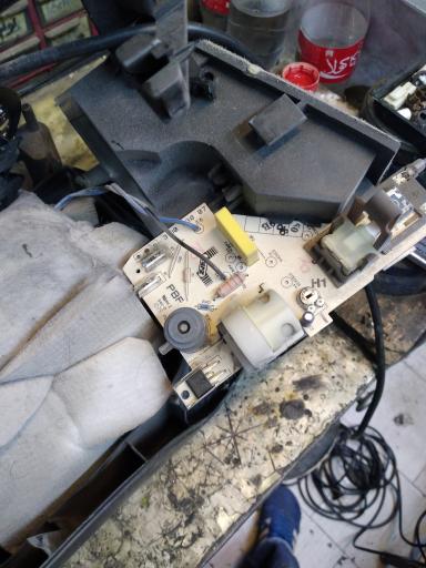 عکس تعمیرات لوازم خانگی منفرد