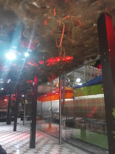 عکس باغ رستوران صدف