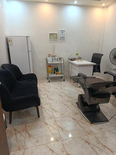 عکس کلینیک پوست آبان 