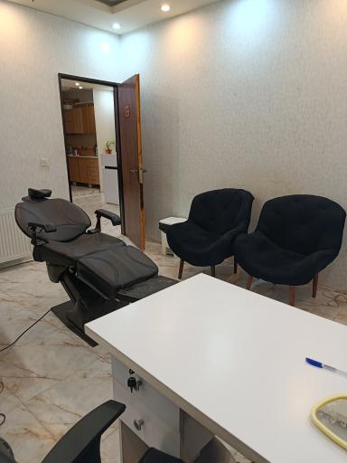 عکس کلینیک پوست آبان 