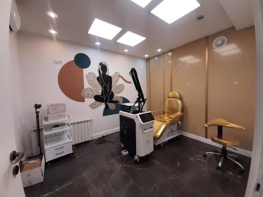 عکس کلینیک جامع پوست مو و زیبایی زاکیا
