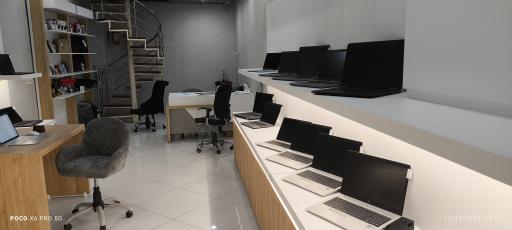 عکس بندرلپتاپ