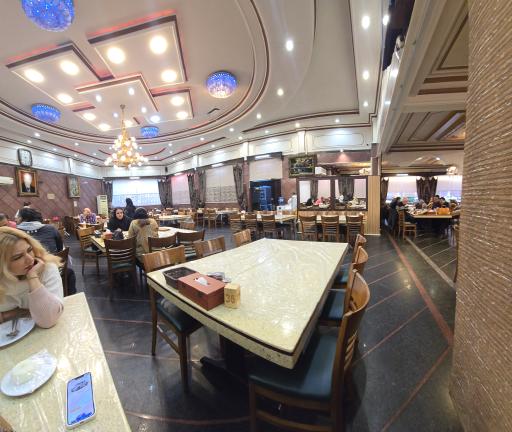 عکس رستوران بزرگ محرم