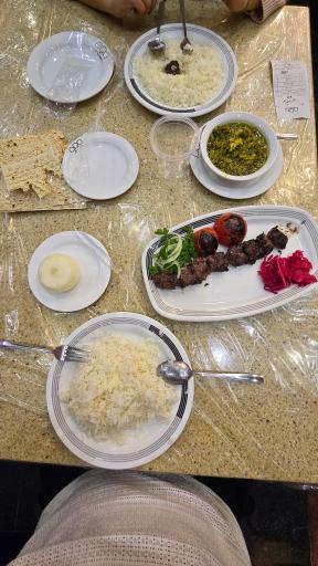 عکس رستوران بزرگ محرم