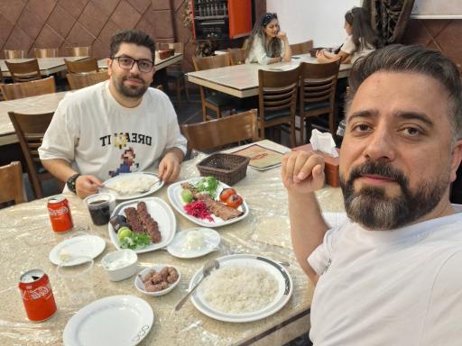 عکس رستوران بزرگ محرم