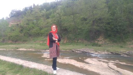 عکس آلاچیق کنار رودخانه اطاقور