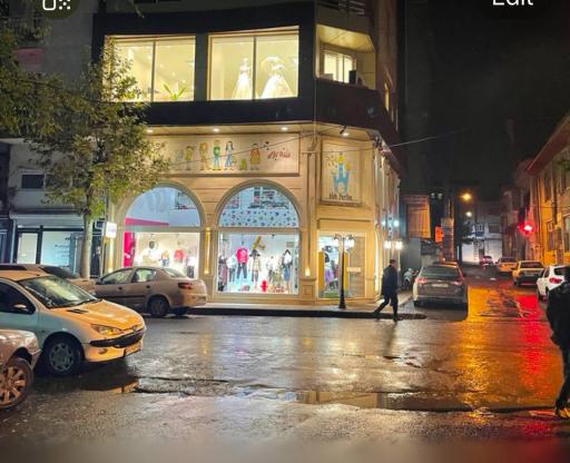 عکس پخش پوشاک بچه‌گانه ملنی بوی