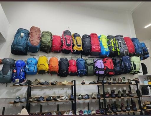 عکس فروشگاه کوهنوردی آلپ