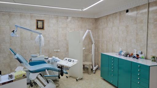عکس دندانپزشکی دکتر محمد علی یزدخواستی