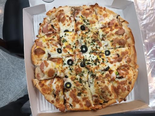 عکس پیتزا تنور