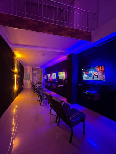 عکس گیم نت آنفیلد