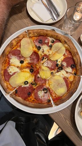 عکس فست فود باگرو