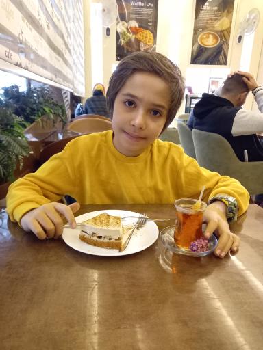 عکس کافه پاییز ۸۱ (شعبه سنگ فرش)