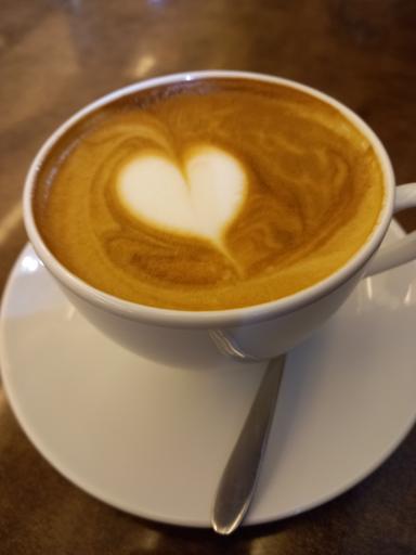 عکس کافه پاییز ۸۱ (شعبه سنگ فرش)