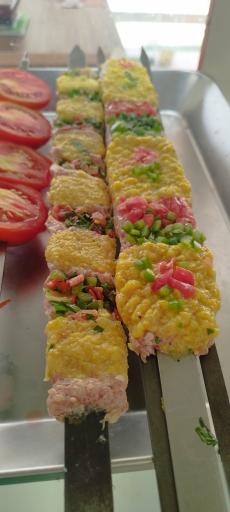 عکس تهیه غذای دارچین 