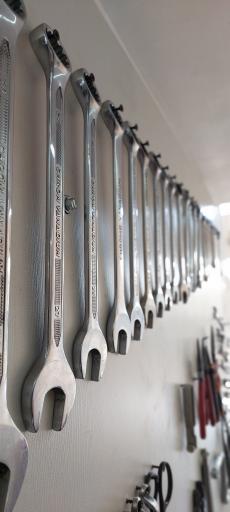 عکس تعمیرگاه پارسیان 