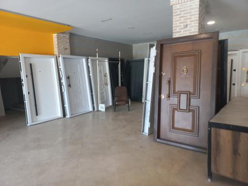 سرای درب ایرانی