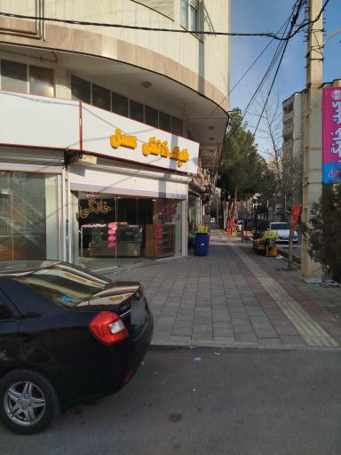 عکس کیک خانگی عسل 3