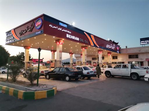 عکس پمپ بنزین