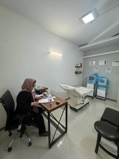 عکس کلینیک آفتاب مرکز تخصصی پوست و مو و زیبایی