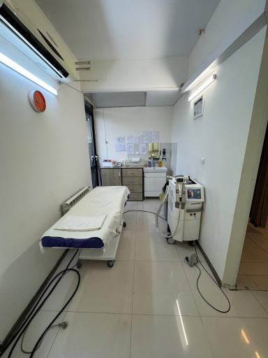 کلینیک آفتاب مرکز تخصصی پوست و مو و زیبایی