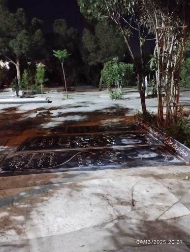 عکس قبرستان ده امام
