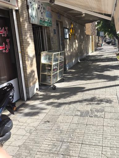 عکس تعمیرگاه و لوازم دوچرخه