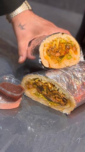 عکس برگر سوخاری عمو جهان 