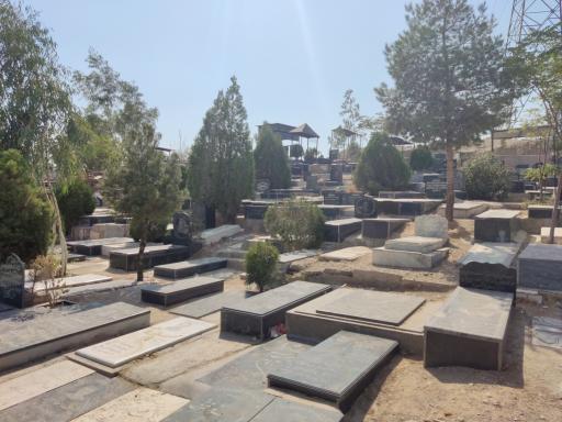 عکس قبرستان ده امام