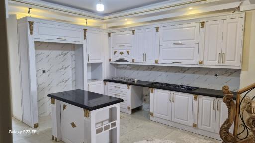 عکس کابینت کلاسیک (امیدوار)