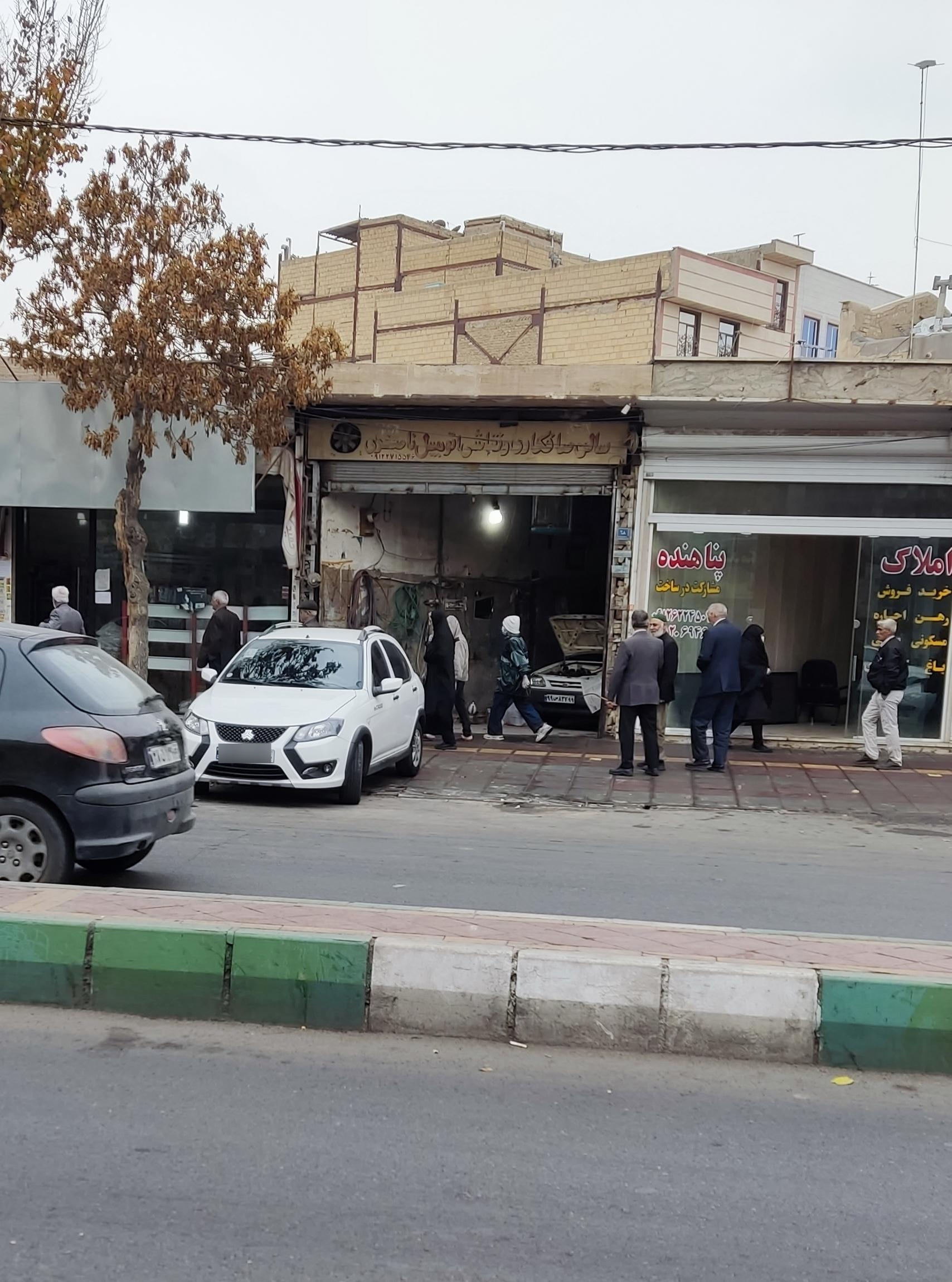 عکس صافکاری و نقاشی اتومبیل ناصری