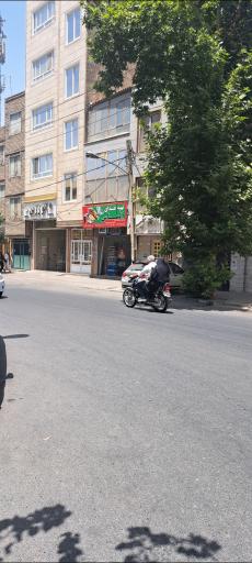 عکس تهیه‌ غذای‌ الماس