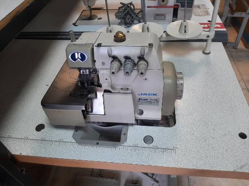 عکس فروشگاه حاج رضا اسماعیلی