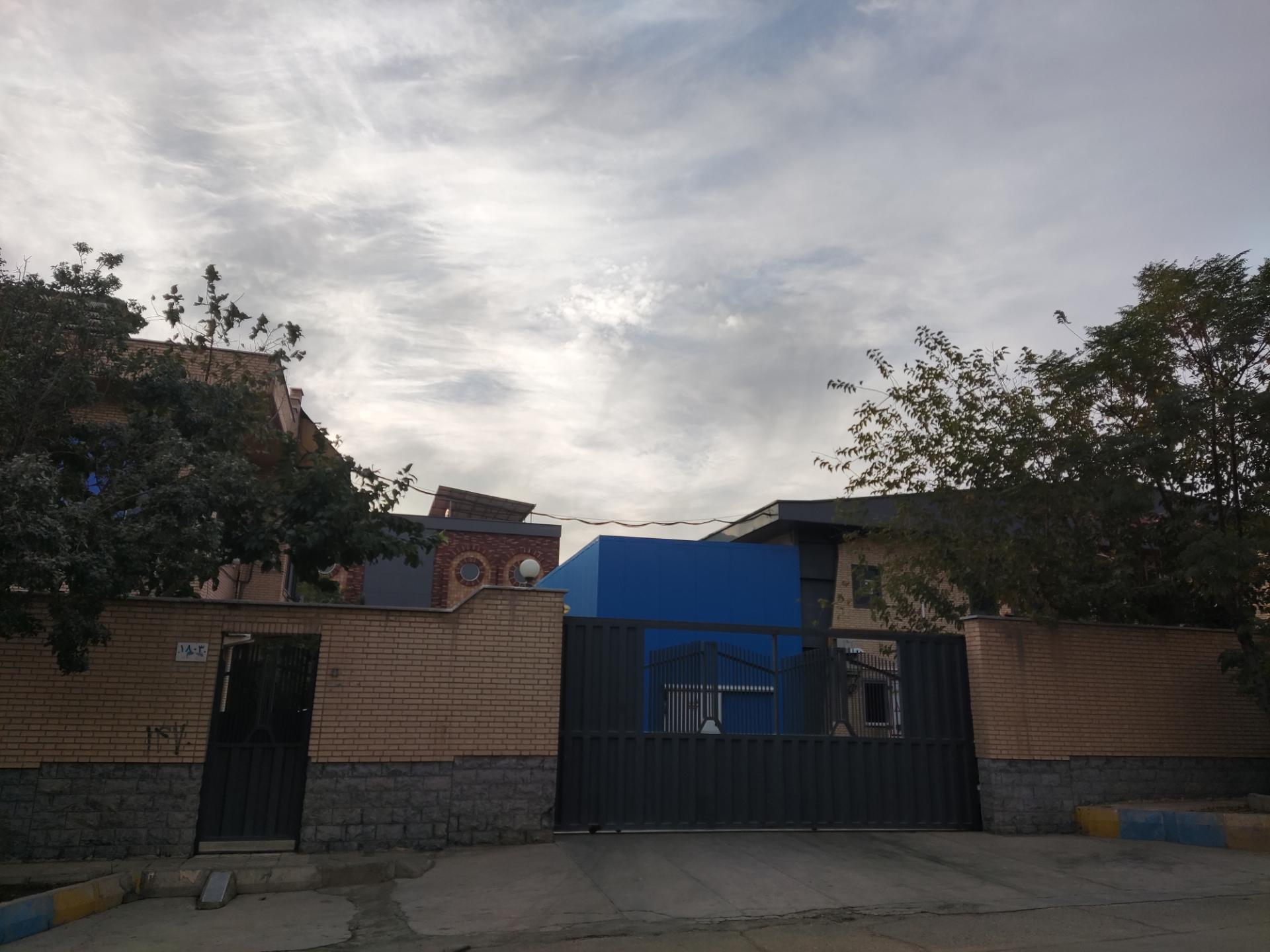 عکس فرآوردهای گوشتی وکنسرو میکائیلیان