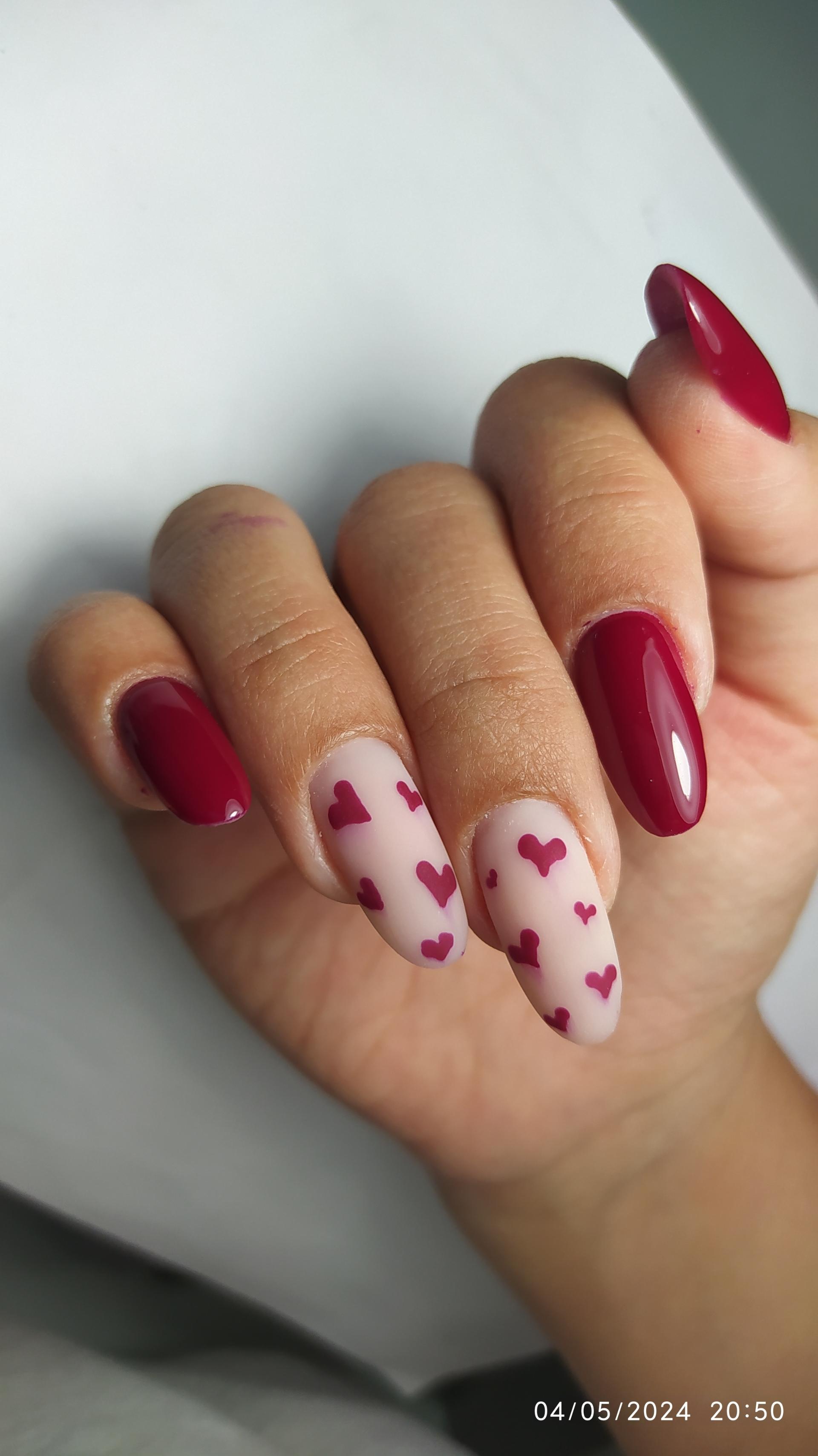 عکس خدمات ناخن بهار