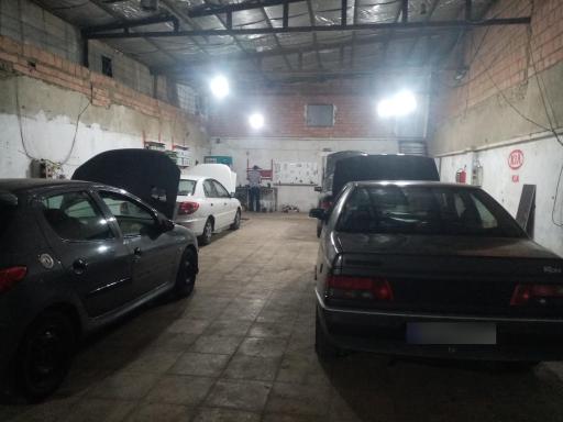 عکس تعمیرگاه تخصصی مکانیکی و برق میلور