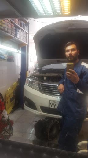 عکس تعمیرگاه تخصصی مکانیکی و برق میلور