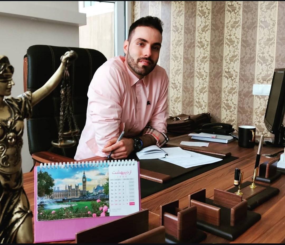 عکس دفتر وکالت محمد آذریان پور