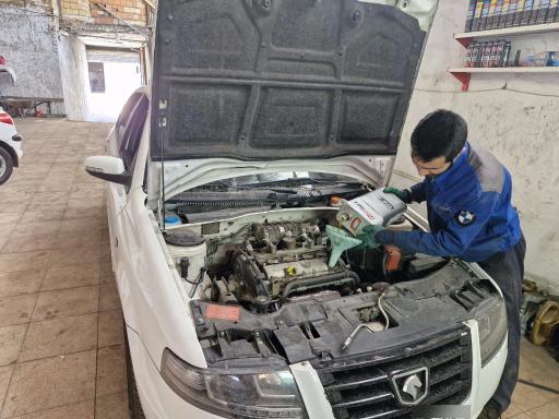 عکس تعمیرگاه تخصصی مکانیکی و برق میلور