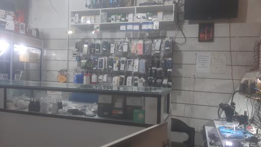 عکس تعمیرات تخصصی موبایل