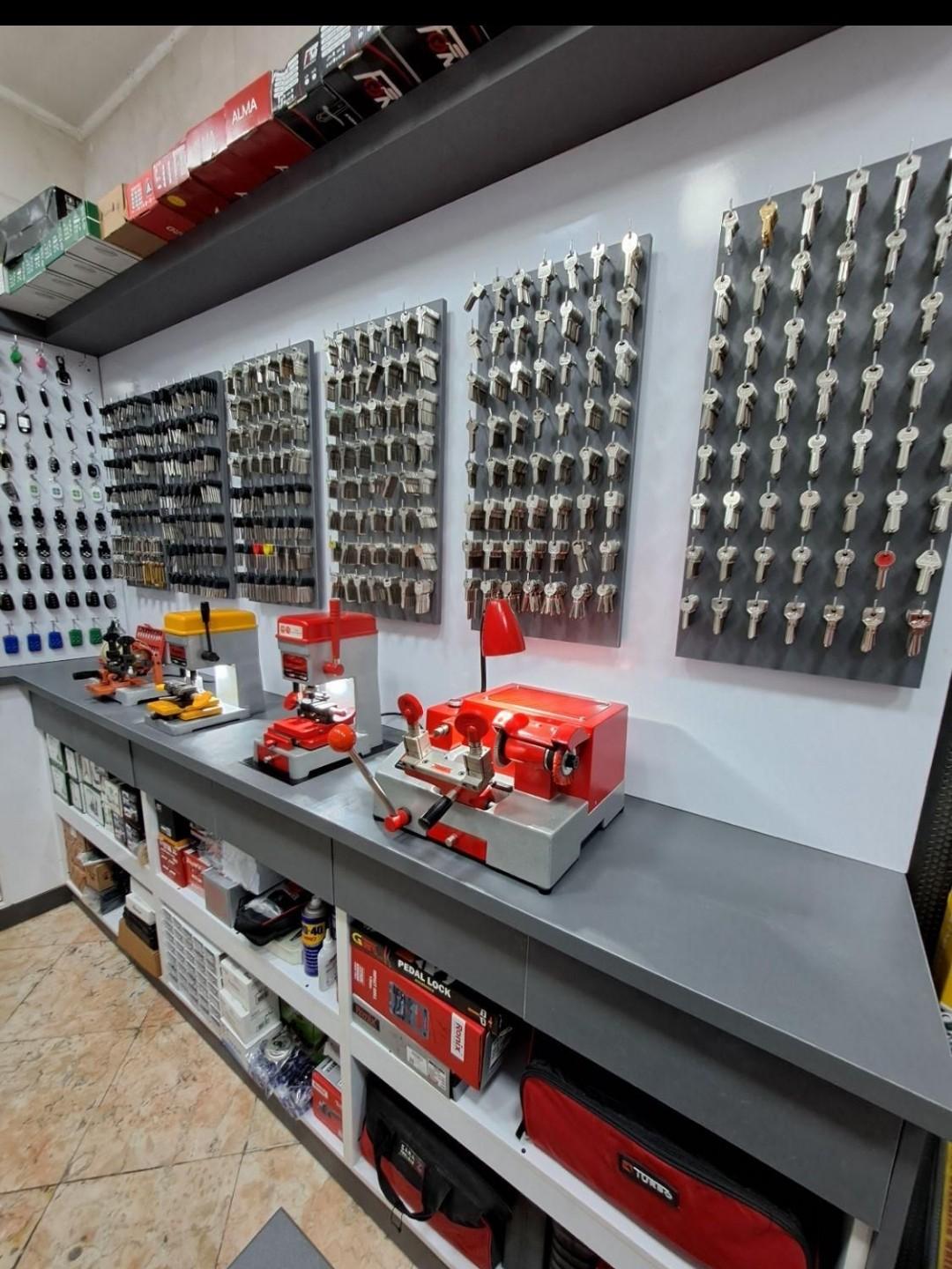 عکس کلیدسازی فردیس شبانه روزی