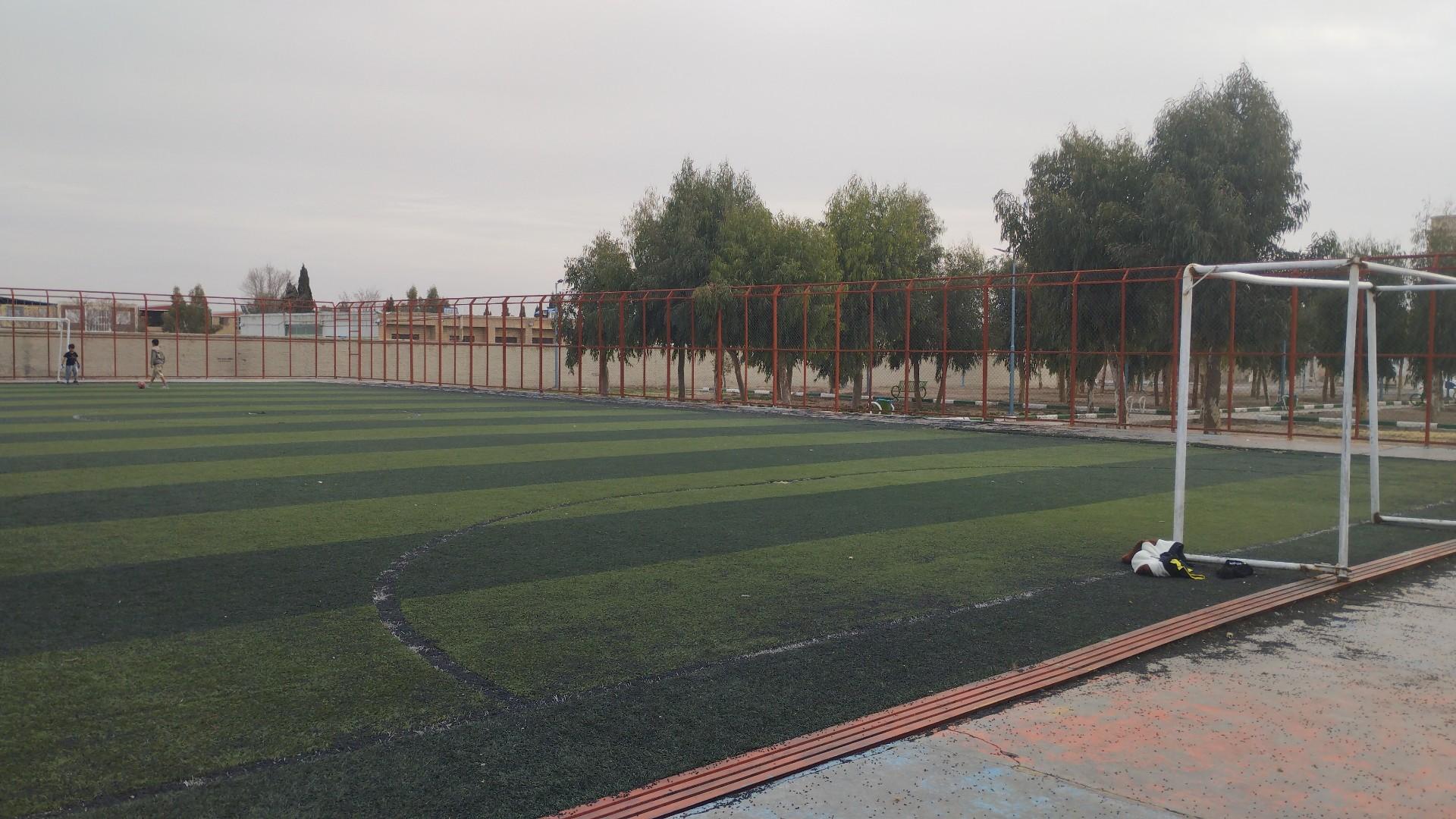 عکس مدرسه فوتبال نوجوانان پدیده سیرجان