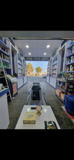 عکس تعویض روغن شفیعی