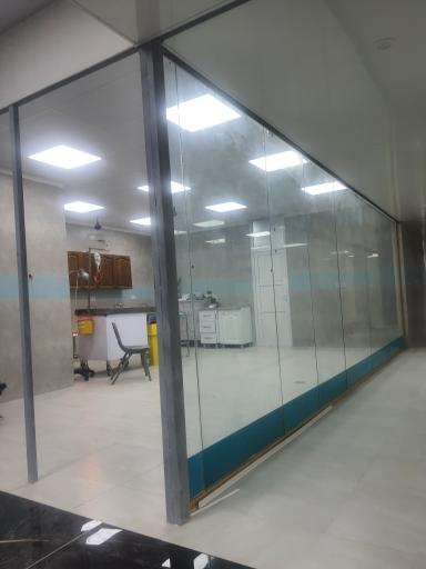 عکس درمانگاه دامپزشکی دی