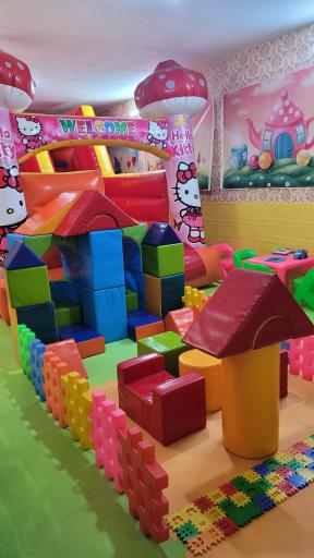 عکس خانه بازی ریزه میزه