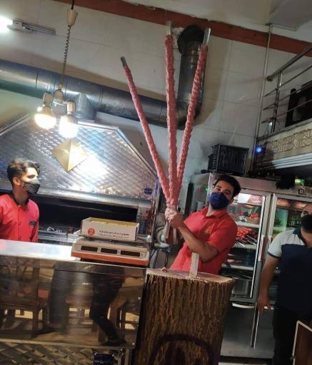 عکس رستوران‌ جوجه‌ طلایی