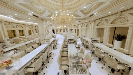 عکس عمارت زیبایی چم 