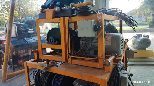 عکس تجهیزات و ماشین‌آلات ساختمانی اجاره‌ای جعفرپور