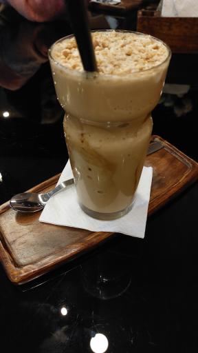 عکس کافه ماموت