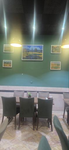 عکس رستوران فست فود کاج